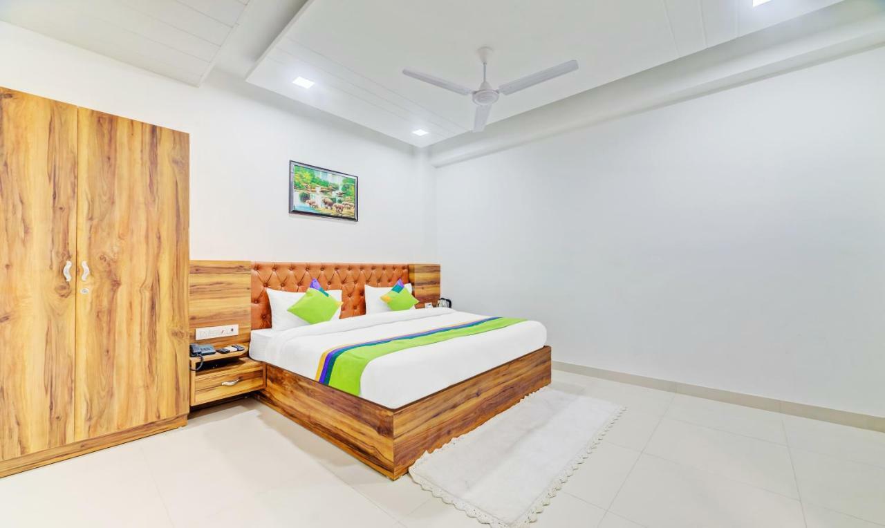 Hotel Nysha Palace Near Igi Airport นิวเดลี ภายนอก รูปภาพ